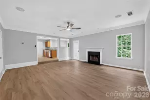 9013 Broad Ridge Ct, Charlotte, NC 28269 - Photo 2