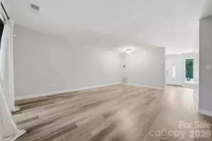 4340 N Center St, Hickory, NC 28601 - Photo 8