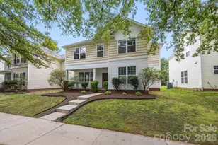 6010 Colonial Garden Dr, Huntersville, NC 28078 - Photo 2
