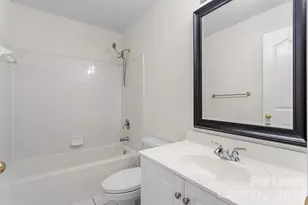 1192 Hampton Gardens Ln, Charlotte, NC 28209 - Photo 26