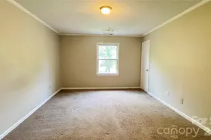 2820 Royal Ridge Ln, Charlotte, NC 28212 - Photo 14