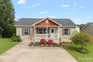 78 W Newberry Dr, Fletcher, NC 28732 - Photo 1