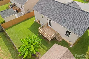 78 W Newberry Dr, Fletcher, NC 28732 - Photo 2