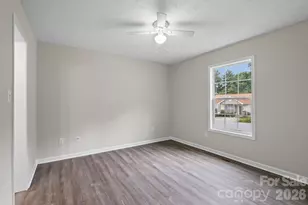 78 W Newberry Dr, Fletcher, NC 28732 - Photo 10