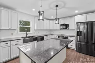 10 Monte Vista Cir, Candler, NC 28715 - Photo 8