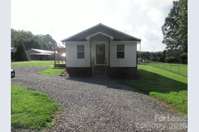 251B S B Avenue, Maiden, NC 28650 - Photo 2