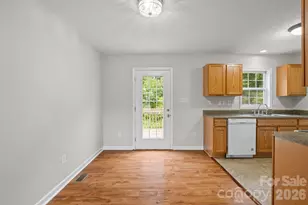 53 W Newberry Dr, Fletcher, NC 28732 - Photo 6