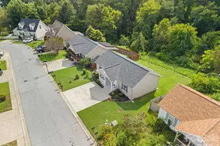 53 W Newberry Dr, Fletcher, NC 28732 - Photo 18