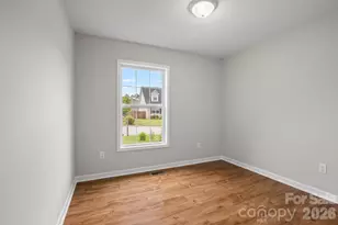 53 W Newberry Dr, Fletcher, NC 28732 - Photo 12