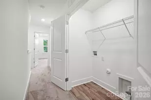 1013 Revival Row, Charlotte, NC 28208 - Photo 20