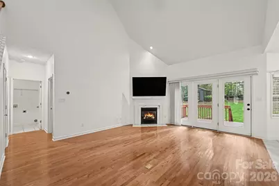 1928 Twin Ponds Drive, Hickory, NC 28602 - Photo 8