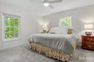 386 Madison Heights Dr, Marshall, NC 28753 - Photo 16