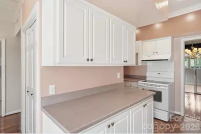 5901 Quail Hollow Road #B, Charlotte, NC 28210 - Photo 10