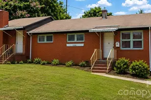 3308 Sutton Dr, Charlotte, NC 28216 - Photo 2