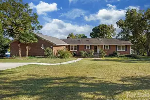 1475 Riverview Cir, Fort Lawn, SC 29714 - Photo 2