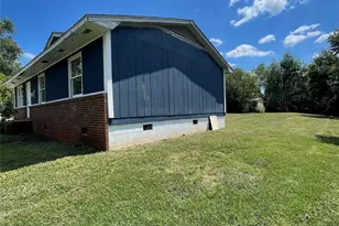 248 Woodside Dr, Forest City, NC 28043 - Photo 4