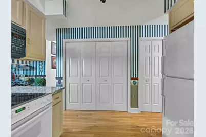 101 Valley Hill Drive, Hendersonville, NC 28791 - Photo 14