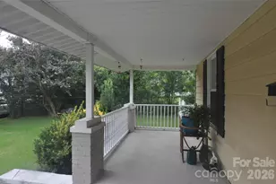 161 Walnut St, Chester, SC 29706 - Photo 2