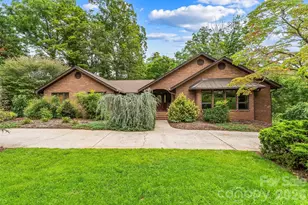 60 Monte Vista Dr, Waynesville, NC 28786 - Photo 1