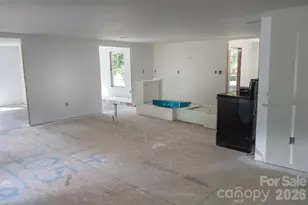 3105 Evelyn Cir, Darlington, SC 29540 - Photo 6