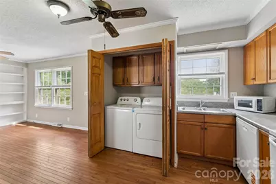 550 Englewood Street NE, Concord, NC 28025 - Photo 12