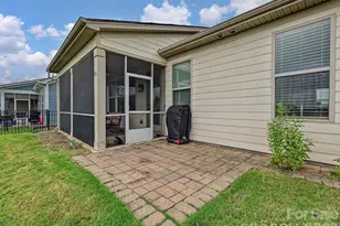7569 Short Putt Ct, Charlotte, NC 28215 - Photo 24