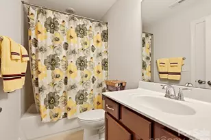7569 Short Putt Ct, Charlotte, NC 28215 - Photo 22