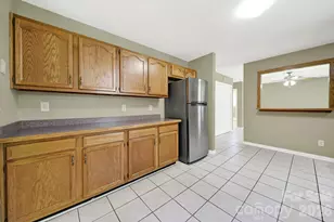 1805 Lillian Ln, Fort Mill, SC 29708 - Photo 10