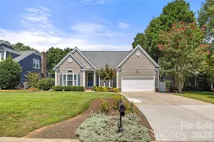 8632 Castlebay Dr, Charlotte, NC 28277 - Photo 2