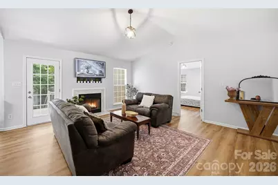 1008 Raywood Court, Matthews, NC 28104 - Photo 8