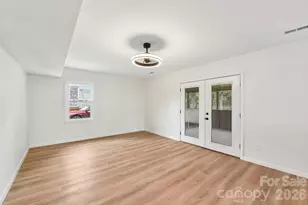 318 Red Roan Pl, Charlotte, NC 28215 - Photo 28
