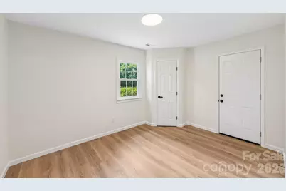 318 Red Roan Place, Charlotte, NC 28215 - Photo 34