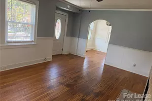 512 W 8th Ave, Gastonia, NC 28052 - Photo 4