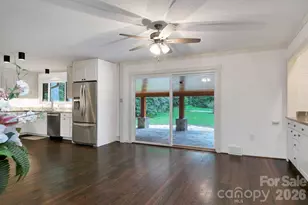 100 Ashton Ln, Brevard, NC 28712 - Photo 16