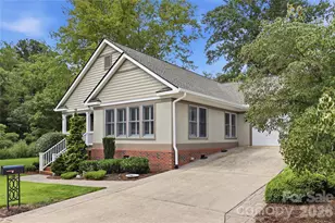 18 Creekside Way, Asheville, NC 28804 - Photo 2