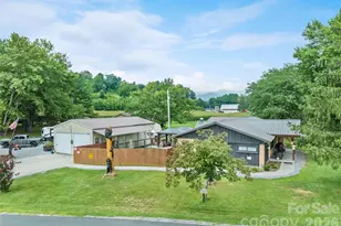 2906 Jonathan Creek Rd, Waynesville, NC 28785 - Photo 14