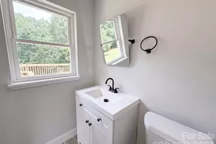 704 Morningside Dr, Mount Holly, NC 28120 - Photo 16