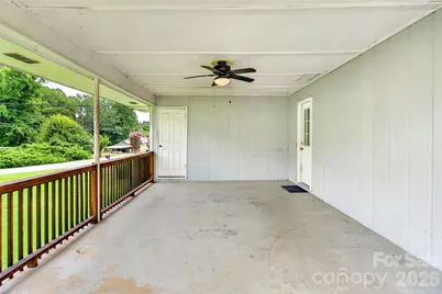 224 Cherokee Way, Marion, NC 28752 - Photo 8