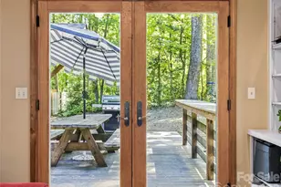 70 Promised Ridge Dr, Hendersonville, NC 28791 - Photo 26