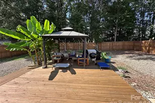 4515 Fox Thorne Dr, Charlotte, NC 28216 - Photo 18