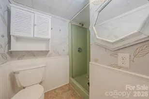 2150 Nc 80 Hwy, Bakersville, NC 28705 - Photo 30