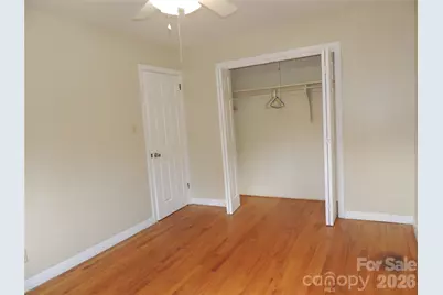 409 East K Street E, Newton, NC 28658 - Photo 18