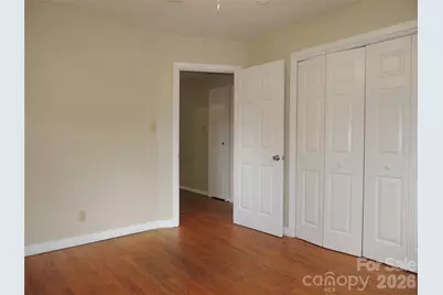 409 East K Street E, Newton, NC 28658 - Photo 14