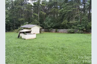 1981 Mollys Backbone Road, Sherrills Ford, NC 28673 - Photo 6