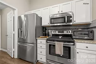3205 Viola Ln, Monroe, NC 28110 - Photo 2