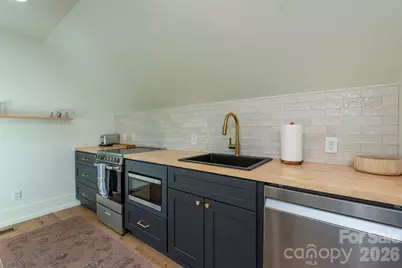 1156 Campbells Trace, Nebo, NC 28761 - Photo 14