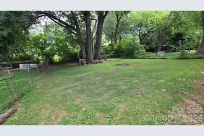 513 E Ohio Avenue, Bessemer City, NC 28016 - Photo 44