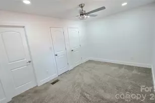 513 E Ohio Ave, Bessemer City, NC 28016 - Photo 28
