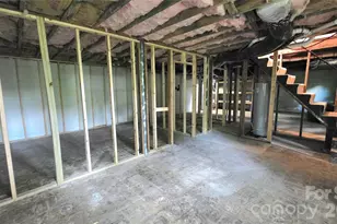 513 E Ohio Ave, Bessemer City, NC 28016 - Photo 36