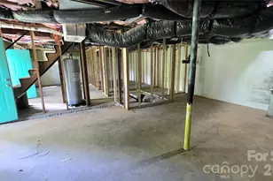 513 E Ohio Ave, Bessemer City, NC 28016 - Photo 38